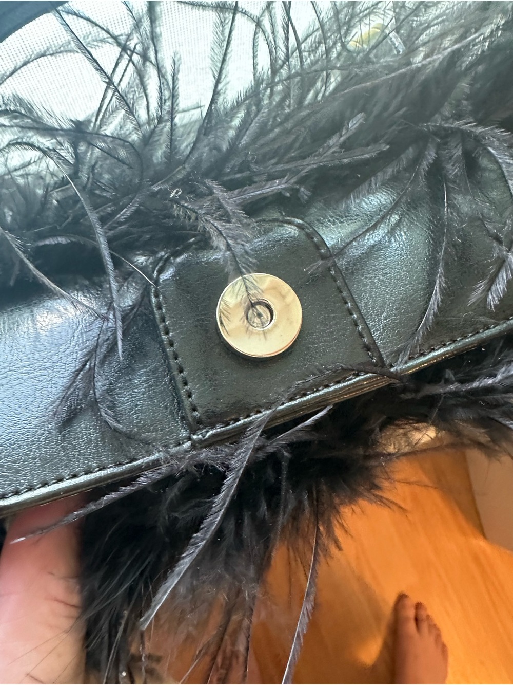 I Love Lucy Black Feather Tote Bag with Red Heart Logo - Picture 3 of 4